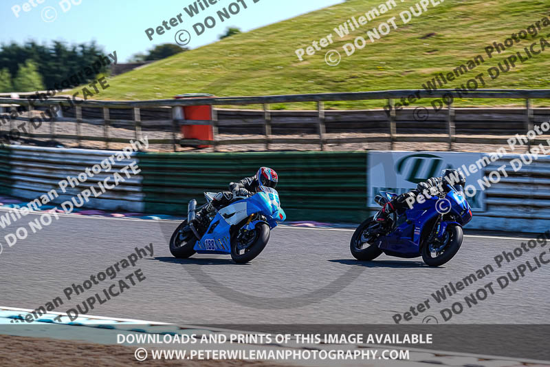 enduro digital images;event digital images;eventdigitalimages;mallory park;mallory park photographs;mallory park trackday;mallory park trackday photographs;no limits trackdays;peter wileman photography;racing digital images;trackday digital images;trackday photos